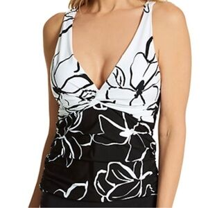 NWT La Blanca Moonlit Silhouette Black Twist Front Tankini Swim Top - Size: 14